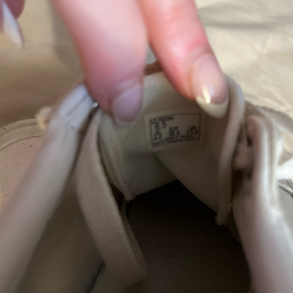 White Vans - Picture 4 of 4